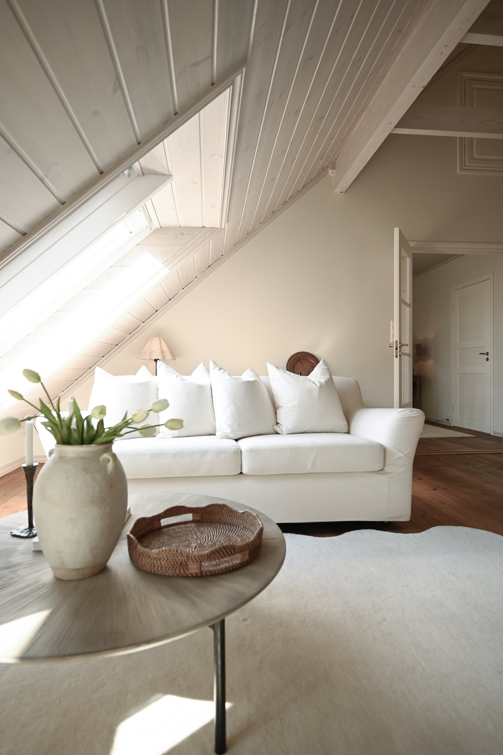 Attic lounge